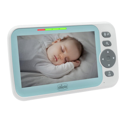 Chicco Evolution video baby monitor with 5" screen, rotating camera, and night vision