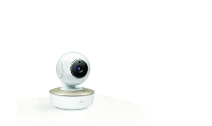 Motorola VM50G baby monitor with 5'' screen, camera, and temperature display