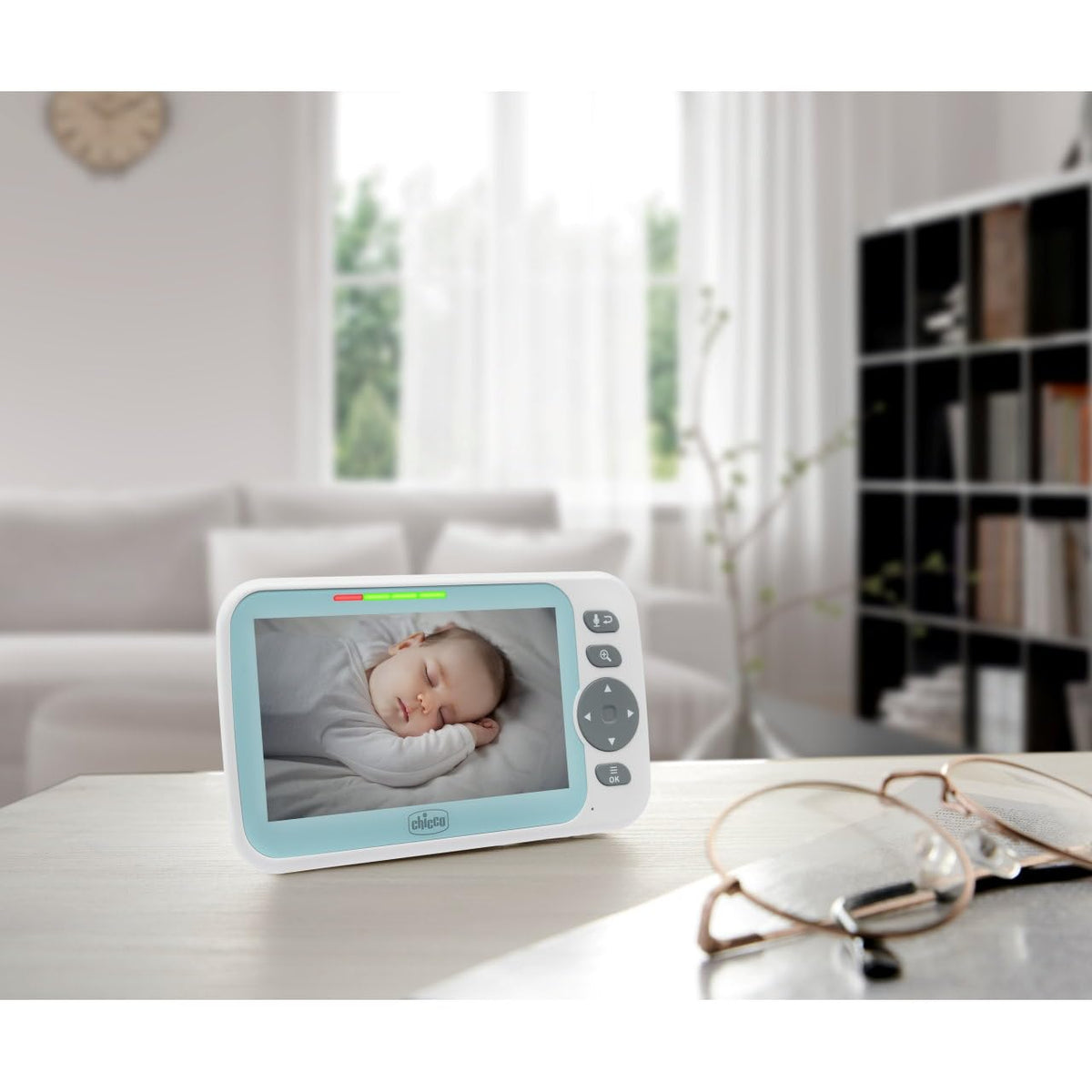 Chicco Evolution video baby monitor with 5" screen, rotating camera, and night vision