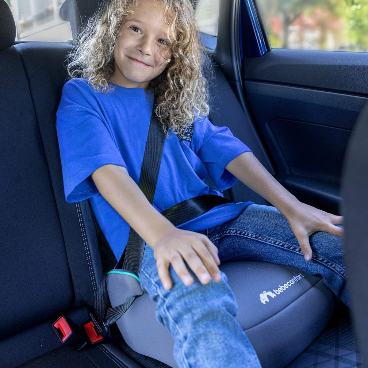 Bebeconfort Manga i-Safe safety seat, 6–12 years / 22–36 kg, black