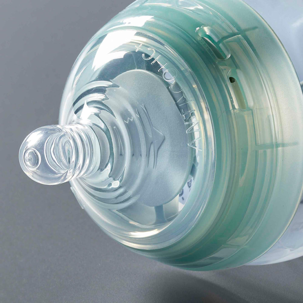Tommee Tippee Closer to Nature anti-colic pacifiers, 2 pcs, medium flow rate