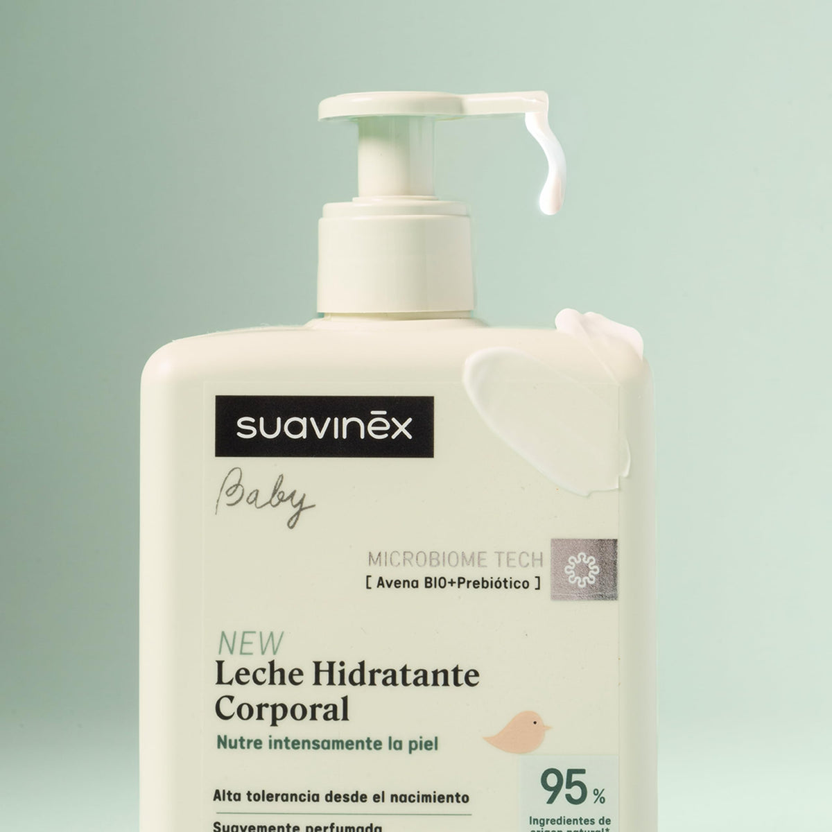 Suavinex beebihoolduse komplekt tundlikule nahale, 3 toodet (geel-šampoon 500 ml, kehapiim 500 ml, niisked salvrätid 25 tk)