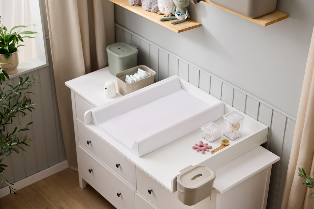 Rotho Babydesign kiilukujuline mähkimisalus 70 x 50 x 10 cm, valge
