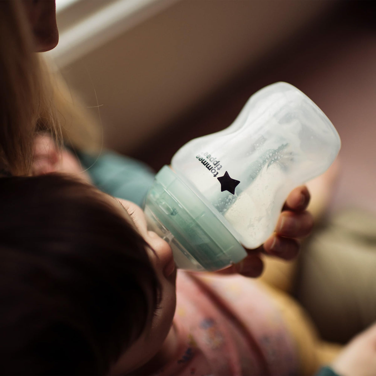 Tommee Tippee Closer to Nature anti-colic pacifiers, 2 pcs, medium flow rate