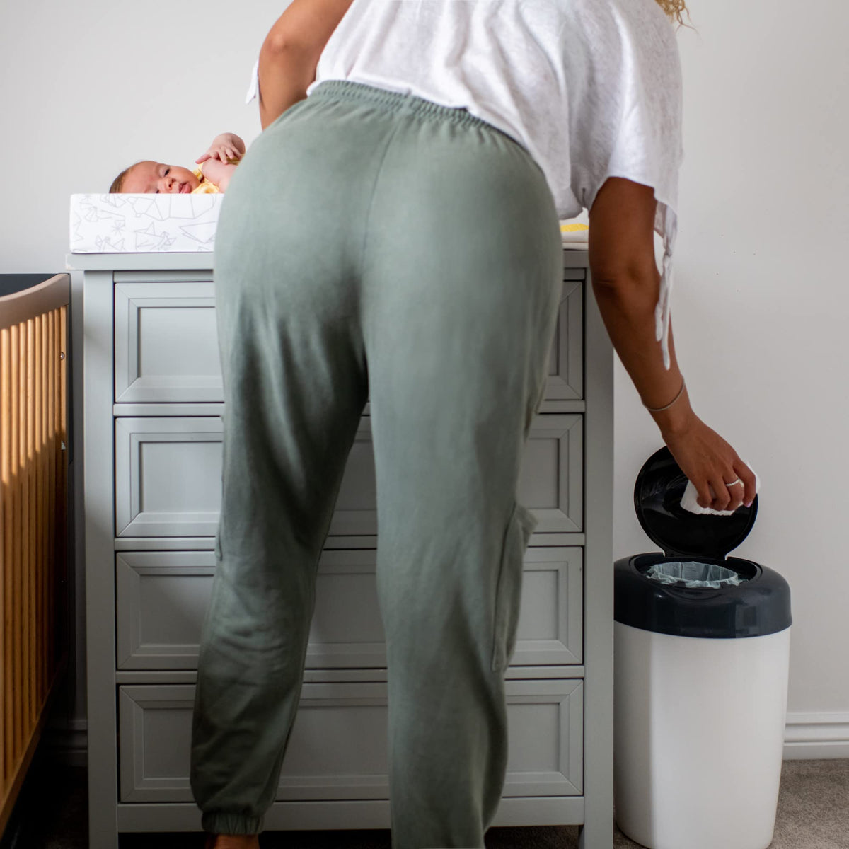 Tommee Tippee Simplee Sangenic diaper bin, grey