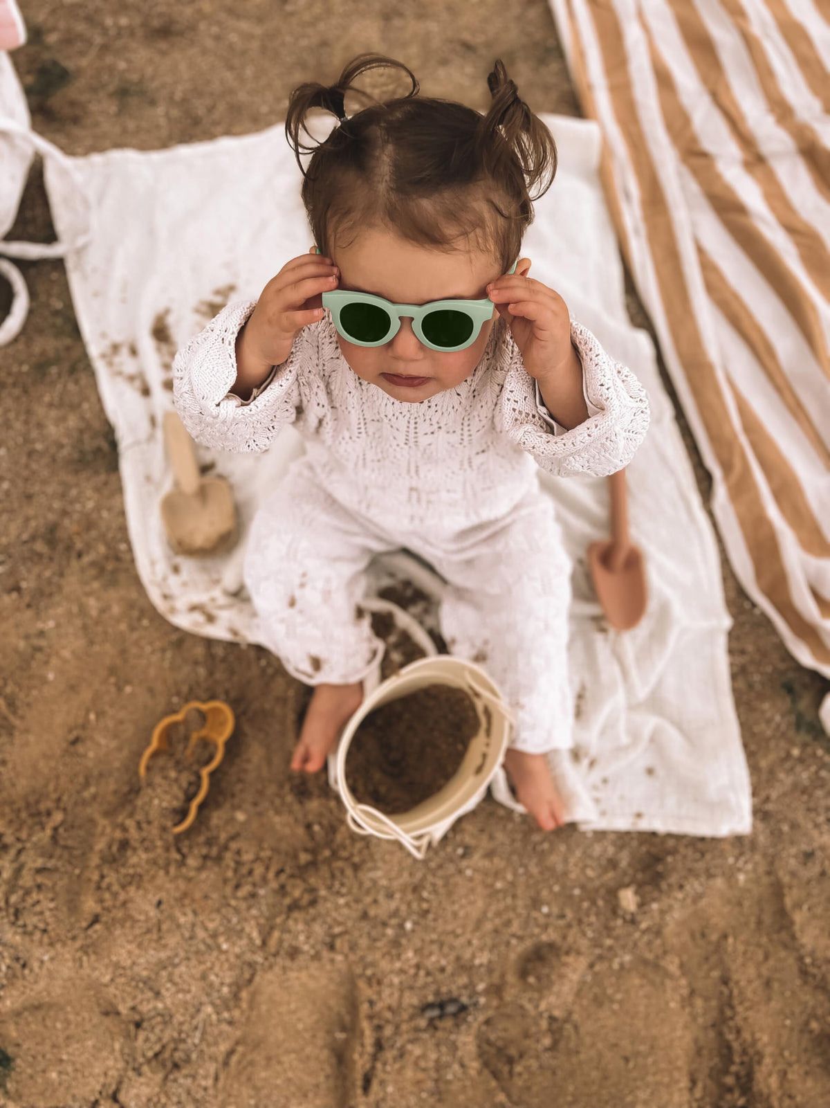 BÉABA baby sunglasses 9–24 months, UV400 protection, Retro Delight Sage Green
