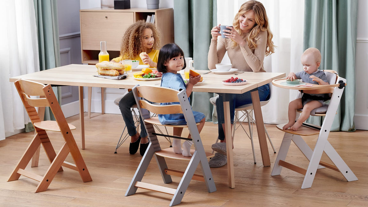 Kinderkraft ENOCK 3-ühes puidust söögitool istmepadjaga, hall