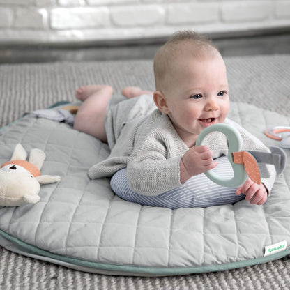 Ingenuity Cozy Spot reversible activity mat and play arch with wooden hanging bar, Loamy